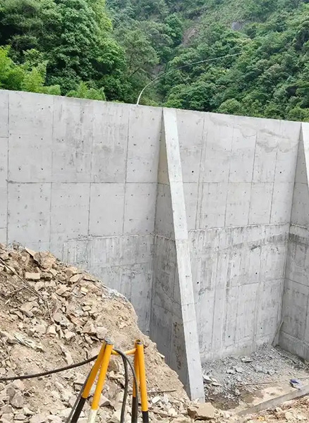 邯郸永年县重力式挡土墙